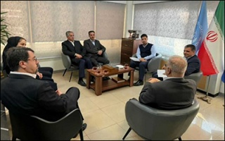 بررسی توسعه حمل‌ونقل هوایی ، گردشگری و خدمات فرودگاهی در استان یزد