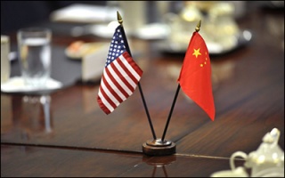 نظم جهانی و منطق عدم‌قطعیت ساختاری