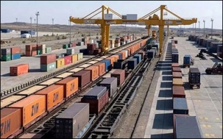 نخستین محموله ریلی چین از بندر خشک آپرین وارد منطقه ویژه اقتصادی پیام شد