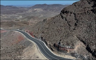 محور راهبردی کلدر ، شهرستان فنوج را به مسیر استراتژیک حمل‌ونقلی جنوب کشور تبدیل می‌کند