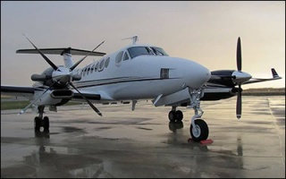 انجام عملیات وارسی پروازی سامانه کمک ناوبری ILS  DME و VORDME فرودگاه‌ بین المللی یزد