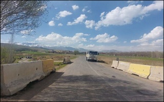 ️رفع و ایمن‌سازی نقاط پرحادثه در جاده های شهرستان کنگاور استان کرمانشاه