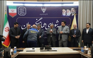 تجلیل مدیرعامل راه‌آهن از قهرمانان و غیورمردان بازسازی شبکه ریلی در جنگ تحمیلی سوم
