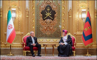 ظرفیت عمان در کاهش وابستگی به درهم امارات