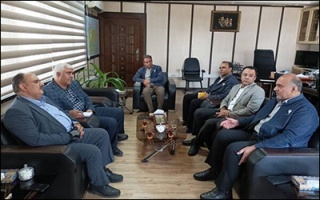 بررسی ظرفیت‌های حمل‌ونقل ریلی بار در نشست مدیرکل راه‌آهن و نایب رئیس اتاق بازرگانی کرمان