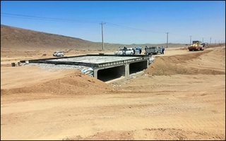 حذف یک نقطه‌ مستعد حادثه در شبکه راه های استان یزد  تبدیل آبنما به پل در محور میبد _ درین
